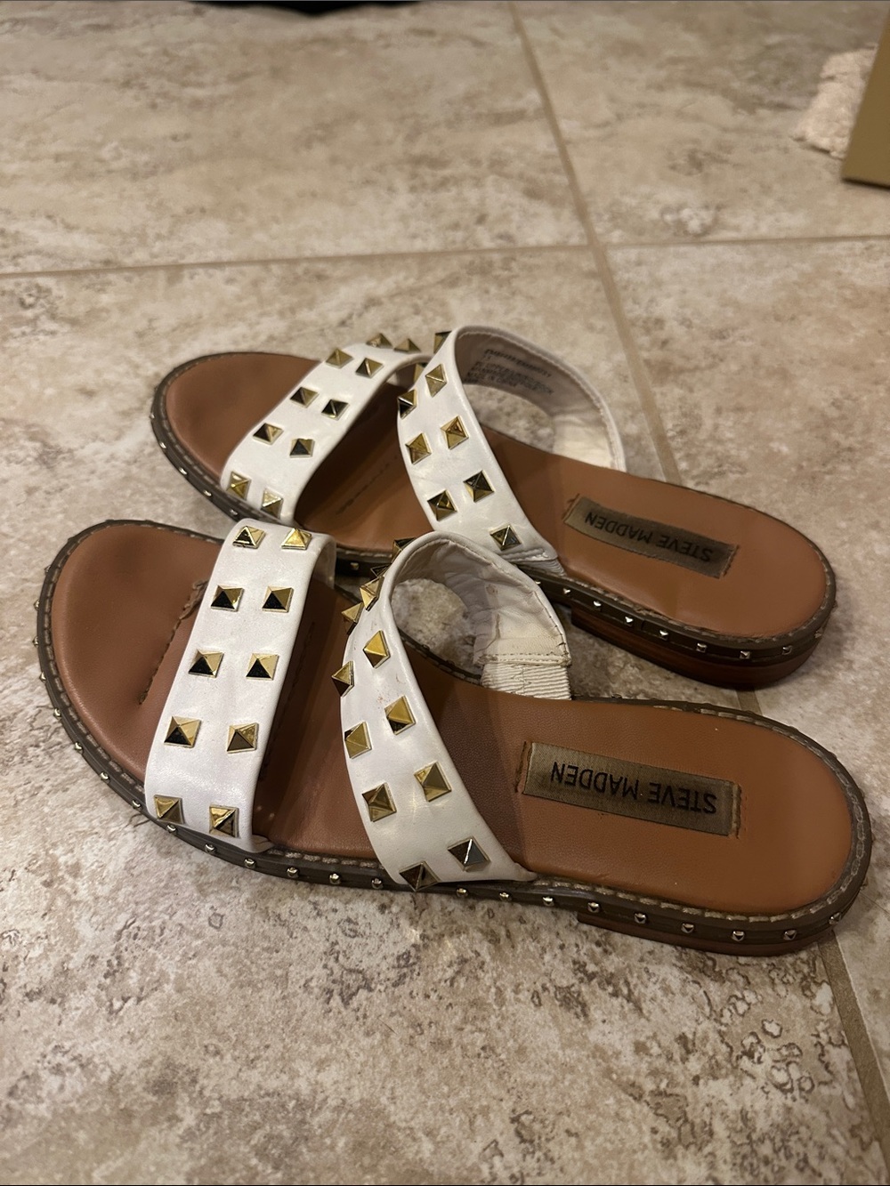 Steve Madden White Slide Sandals with Gold Pyramid Studs